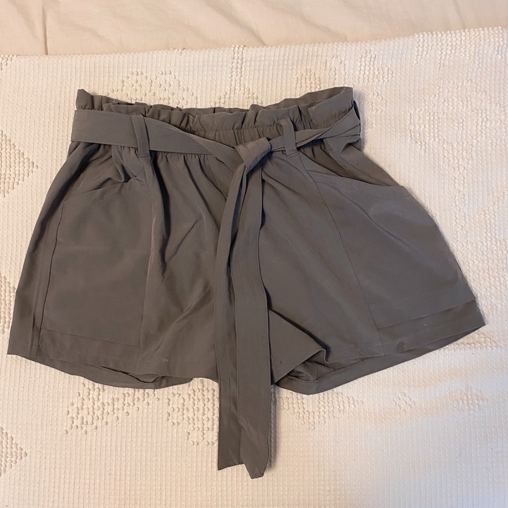90 Degree Waist Tie Shorts